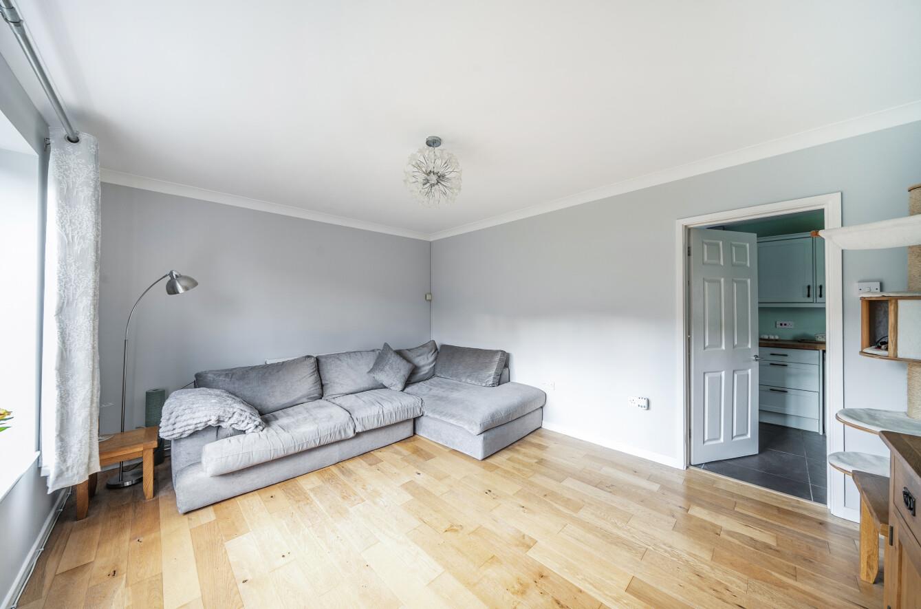 Solva Road, Clase, Swansea, SA6 7NT